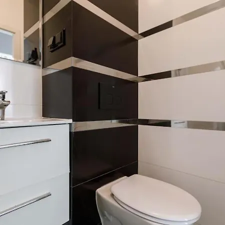 Close-golden - One Bedroom - Rynek Square&widok Breslavia